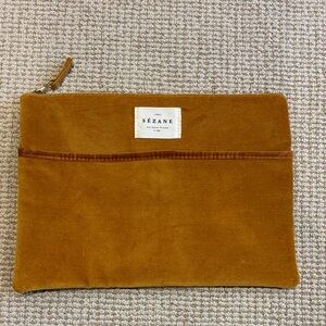 Sezane Velvet Pouch